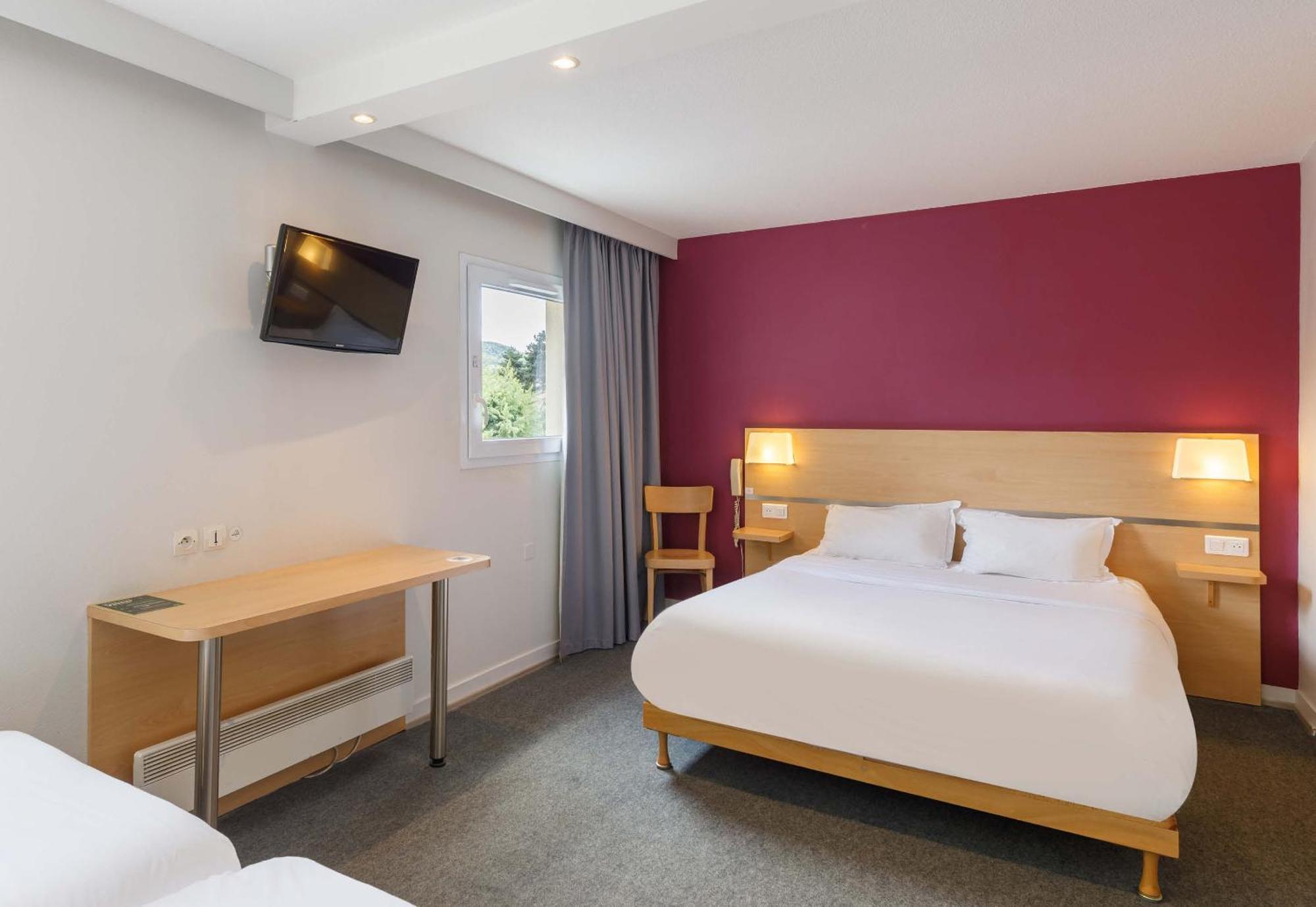 B&B Hotel Le Puy-En-Velay Vals-pres-le-Puy ภายนอก รูปภาพ