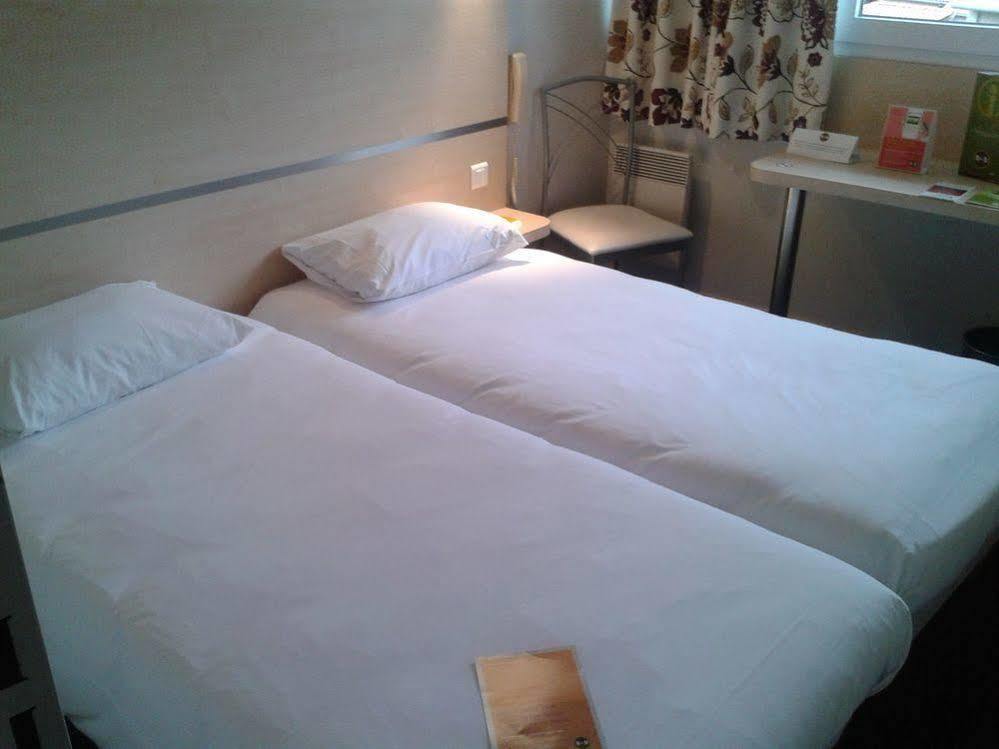 B&B Hotel Le Puy-En-Velay Vals-pres-le-Puy ภายนอก รูปภาพ
