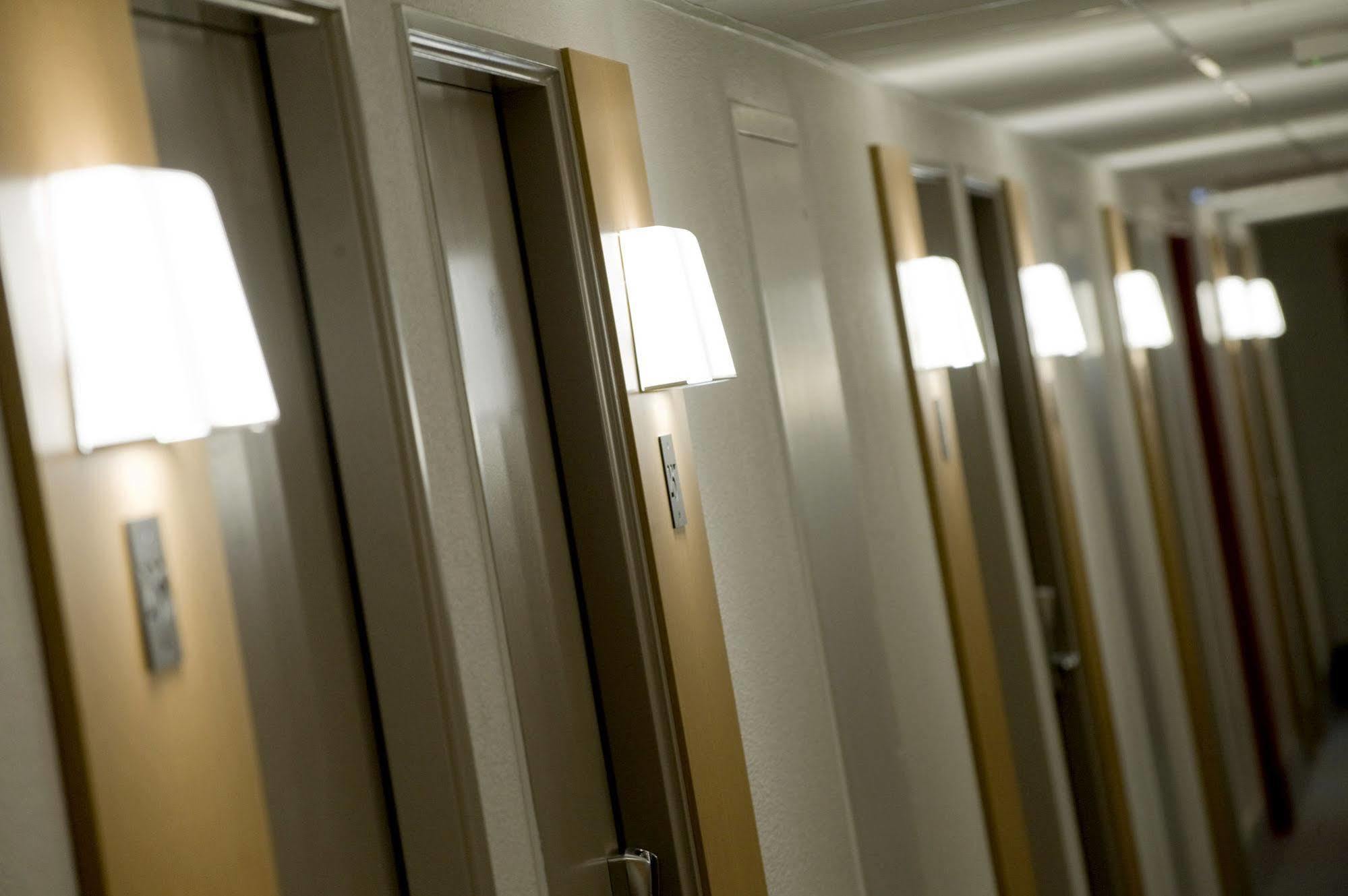 B&B Hotel Le Puy-En-Velay Vals-pres-le-Puy ภายนอก รูปภาพ